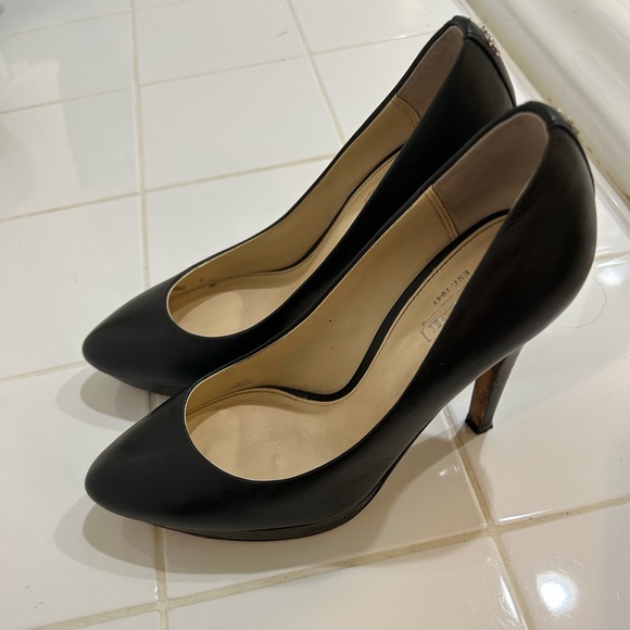 Coach Shoes - Women’s leather pumps